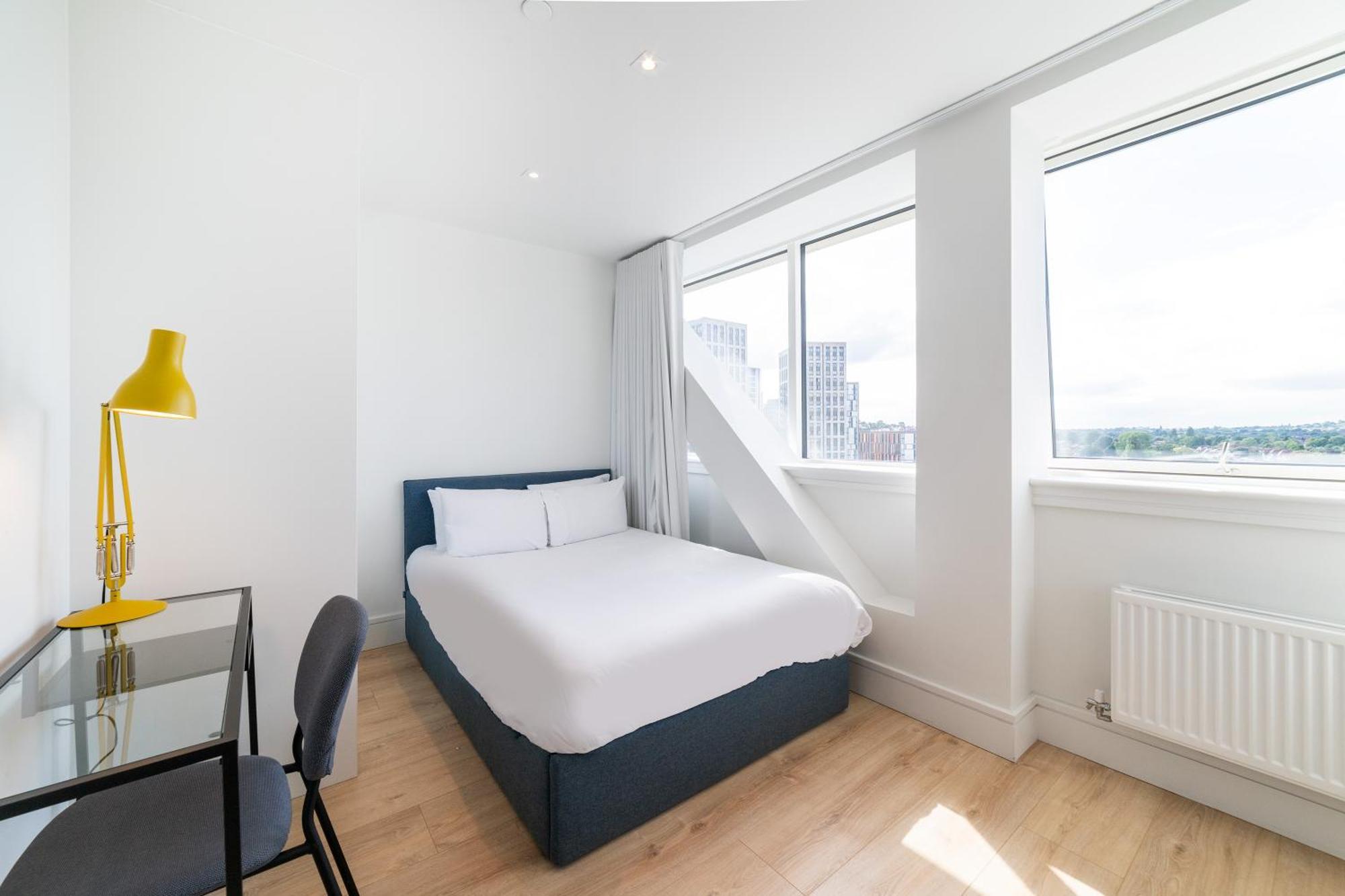 Stylish Retreats On Olympic Way Apartment Londra Exterior foto