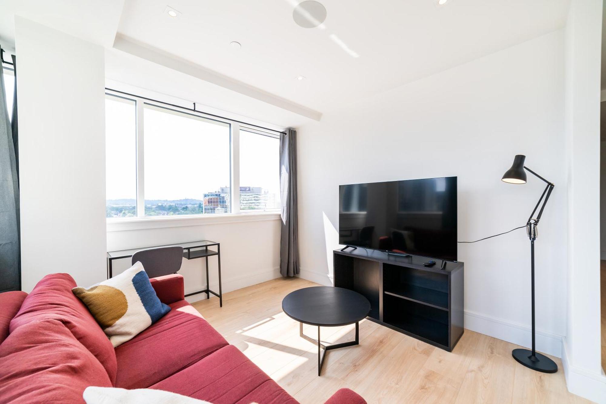 Stylish Retreats On Olympic Way Apartment Londra Exterior foto