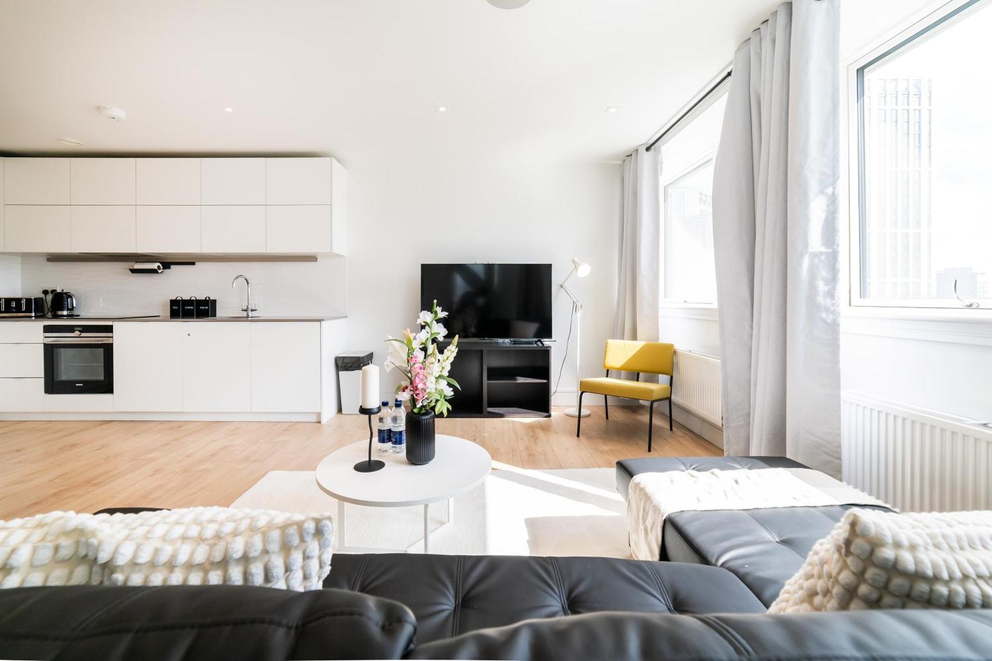 Stylish Retreats On Olympic Way Apartment Londra Exterior foto